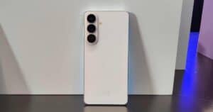 Galaxy S26 battery tests show Qualcomm trim doing far better than Samsung’s own chip  – Latest Technology News & Trends