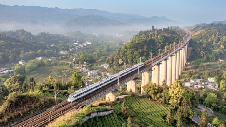 The US still waits for its high-speed rail revolution-Breaking News, Latest Updates