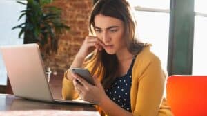 Student loan borrowers face deadline to leave SAVE repayment plan – Business News, Markets & Economy