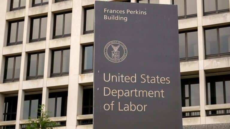 401(k)s may use alternative investments: Labor Department proposal-Breaking News, Latest Updates