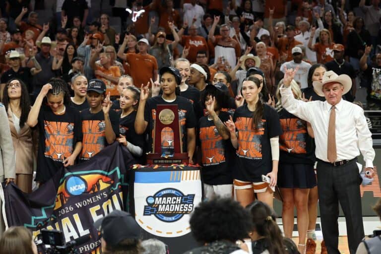 Texas Longhorns WBB Advance To Final Four From Elite Eight – Business News, Markets & Economy