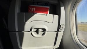 American Airlines is considering bringing back seatback screens – Business News, Markets & Economy