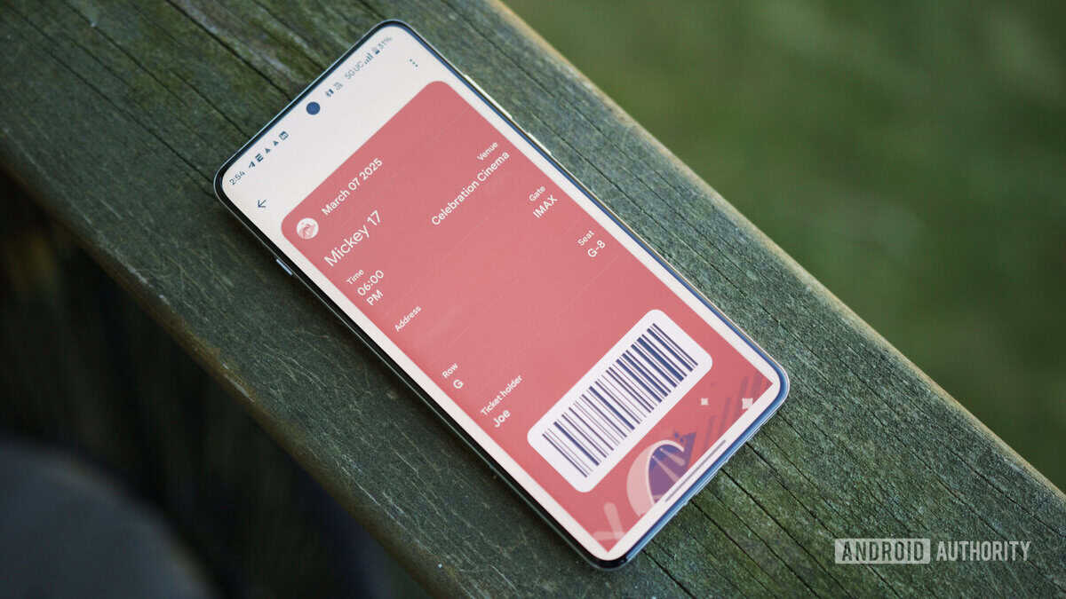Custom movie theater ticket in Google Wallet.