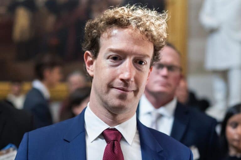 Mark Zuckerberg offered to ‘help’ Elon Musk with DOGE in 2025 – Latest Technology News & Trends