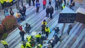 Palestine Action supporters arrested as London’s Met Police reverse policy | Israel-Palestine conflict News-Breaking News, Latest Updates
