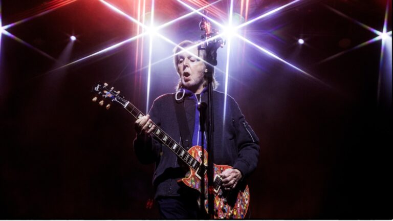 Paul McCartney Plays Rare Theater Concert at Fonda in Los Angeles – Celebrity & Entertainment News
