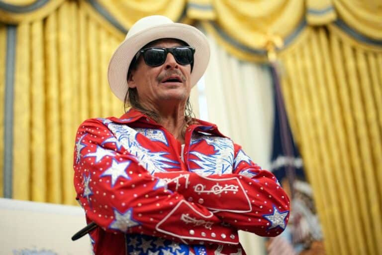 U.S. Army Investigates Apache Helicopter Flyby at Kid Rock’s Home – Celebrity & Entertainment News