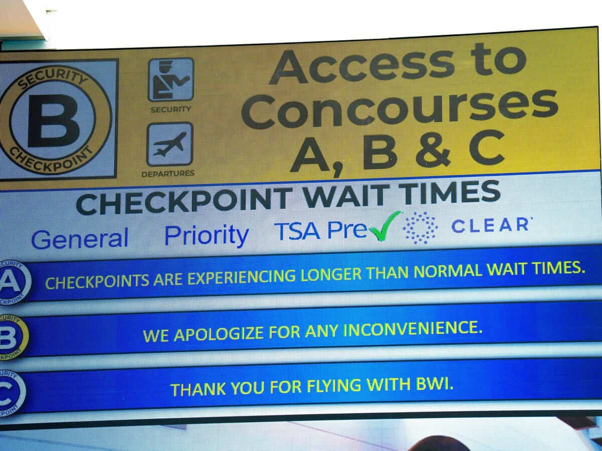 US airport lines shorten as TSA workers get paid | Aviation News-Breaking News, Latest Updates
