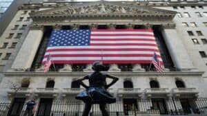 Women make strides, but remain underinvested – Business News, Markets & Economy