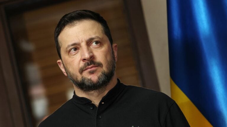 Zelenskyy courts Saudi support as U.S. reportedly weighs redirecting Ukraine aid to Middle East – Business News, Markets & Economy