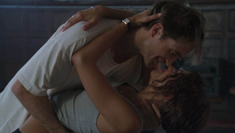 Zendaya & Robert Pattinson in Gimmicky Dramedy – Celebrity & Entertainment News