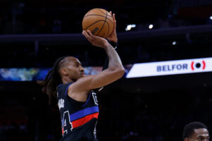 Injury strikes Tobias Harris but Daniss Jenkins delivers for Pistons | Latest Sports News