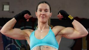 Terri Harper believes Caroline Dubois ‘panicked’ after push | ‘She didn’t know what to do. She was off script’ | Boxing News | Latest Sports News
