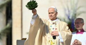 Pope Leo Celebrates Historic First Easter as Pontiff-Breaking News, Latest Updates