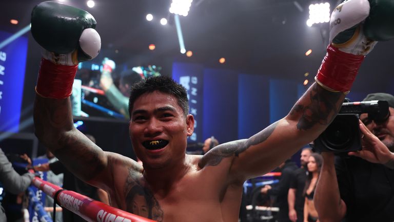 Mark Magsayo celebrates win over Feargal McCrory at Zuffa 05