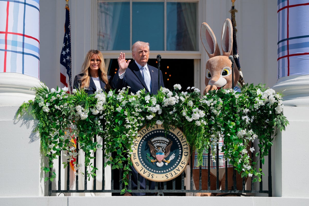 Trump’s White House Easter event gets weird as Trump focuses on Iran war and shows off his arch plans-Breaking News, Latest Updates