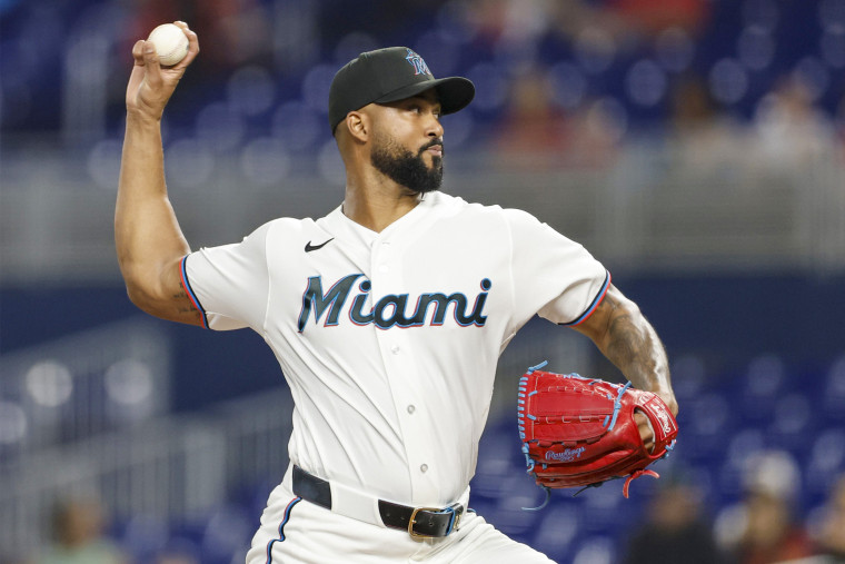 Image: Sandy Alcantara of the Miami Marlins delivers during the first 