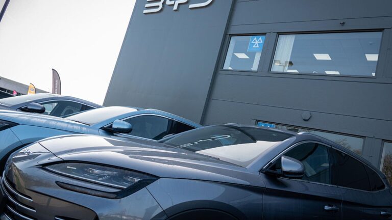 The Iran War Is Driving a Global Surge of Interest in Electric Vehicles-Breaking News, Latest Updates