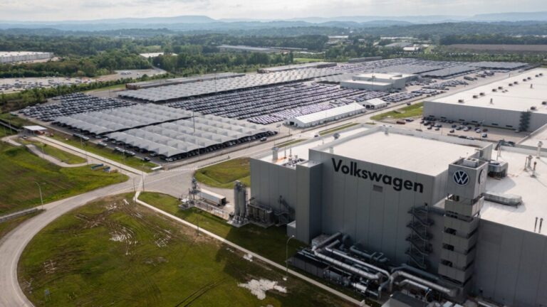 Volkswagen Shuts Down Tennessee Plant’s EV Production at the Worst Possible Time – Latest Technology News & Trends