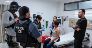 Noah Wyle was ‘concerned’ when HBO wanted changes for ICE episode of ‘The Pitt’-Breaking News, Latest Updates
