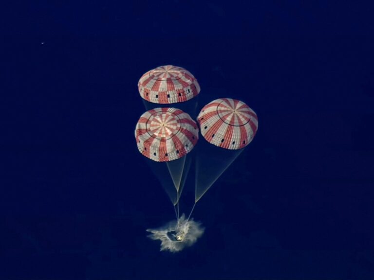 NASA’s Artemis II astronauts splash down on Earth after lunar mission | Science and Technology News-Breaking News, Latest Updates