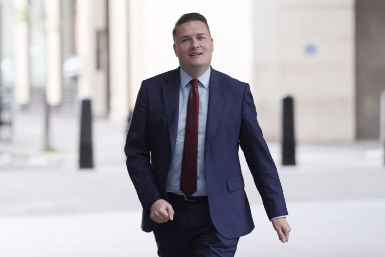 Streeting blasts Trump’s “incendiary, provocative, outrageous” language as Iran talks stall-Breaking News, Latest Updates