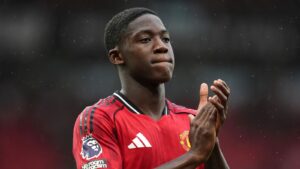 Kobbie Mainoo contract: Man Utd midfielder ‘getting closer’ to new deal, says Michael Carrick | Football News | Latest Sports News