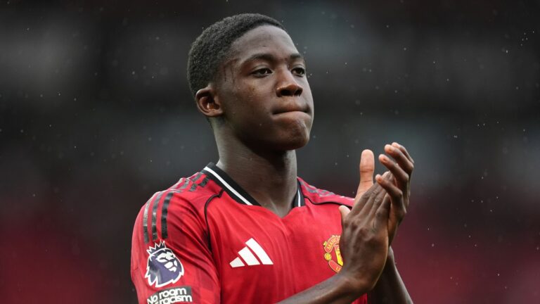 Kobbie Mainoo contract: Man Utd midfielder ‘getting closer’ to new deal, says Michael Carrick | Football News | Latest Sports News