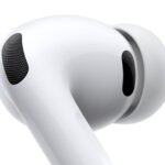 These camera-equipped earbuds offer a wild glimpse at the future of AirPods – Latest Technology News & Trends