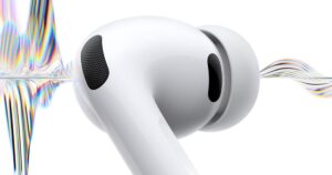 These camera-equipped earbuds offer a wild glimpse at the future of AirPods – Latest Technology News & Trends