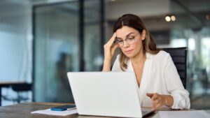 AI has a big problem when it comes to financial advice: MIT professor – Business News, Markets & Economy