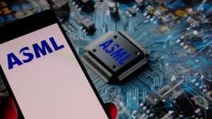 ASML shares fall after proposed U.S. chip export curbs on China – Business News, Markets & Economy