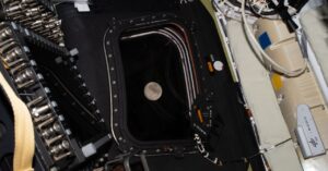 Artemis II Returns From Historic Flight Around the Moon – Latest Technology News & Trends