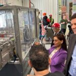B.C. premier visits Kelowna soda producer to announce millions for other manufacturers – Okanagan-Breaking News, Latest Updates