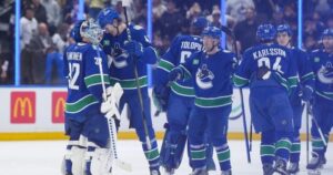 Canucks coming together late in troubled season-Breaking News, Latest Updates