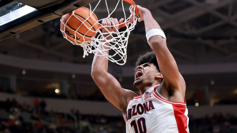 Chasing history, Arizona is staying present in run to Final Four | Latest Sports News