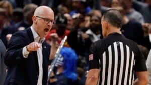 Dan Hurley: I thought NCAA tournament ref was looking to ‘chest-bump’ | Latest Sports News