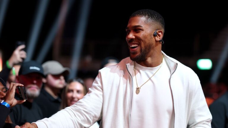 Deontay Wilder tells Anthony Joshua ‘let’s do it’ — the fight makes perfect sense | Latest Sports News