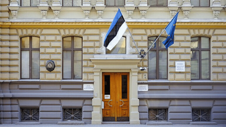 Estonia is the rare EU country opposing bans on children’s social media use – Latest Technology News & Trends