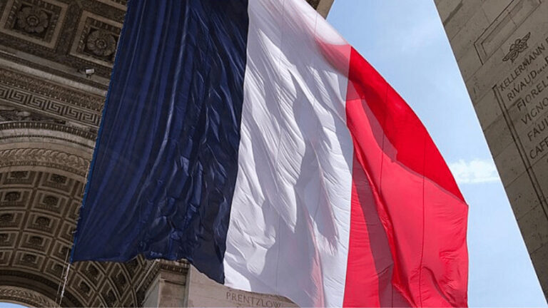 France orders all government ministries to ditch Windows for Linux in digital sovereignty push – Latest Technology News & Trends