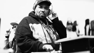 Hip-Hop Pioneer Afrika Bambaataa Dead at 68 – Celebrity & Entertainment News