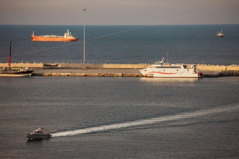 Iran-US war latest: Strait of Hormuz expected to reopen as part of Trump’s eleventh hour ceasefire deal-Breaking News, Latest Updates