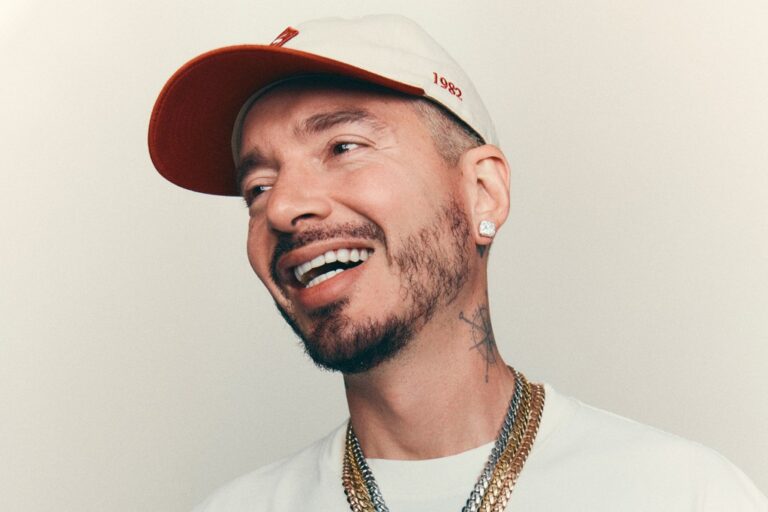 J Balvin Surprises Young Fan in Colombia & More Uplifting Moments – Celebrity & Entertainment News