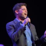 Jeremy Jordan Show in Los Angeles Has ‘Newsies’ Recap, ‘Gatsby’ Song – Celebrity & Entertainment News