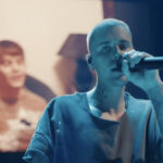 Justin Bieber Mixes ‘Swag’ Songs With YouTube Clips at Coachella – Celebrity & Entertainment News