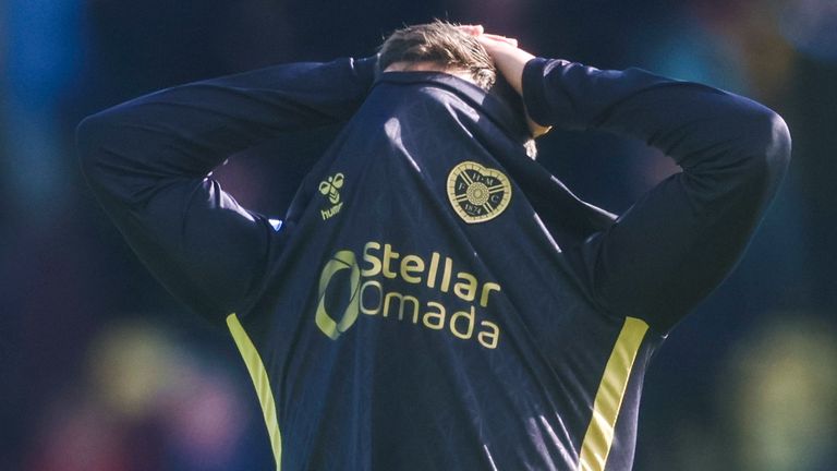 LIVINGSTON, SCOTLAND - APRIL 05: Hearts' Claudio Braga looks dejected at full time during a William Hill Premiership match between Livingston and Heart of Midlothian at the Home of the Set Fare Arena, on April 05, in Livingston, Scotland. (Photo by Ross MacDonald / SNS Group)