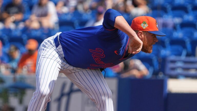 Mets call up nine-time All-Star reliever Kimbrel, DFA Lovelady | Latest Sports News
