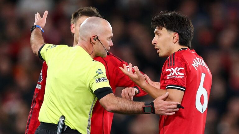 Michael Carrick labels Lisandro Martinez red card decision ‘one of worst he’s ever seen’ | Latest Sports News