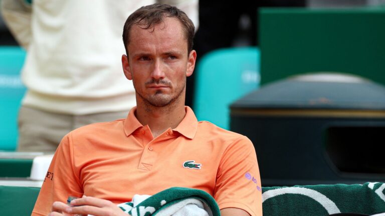 Monte-Carlo Masters: Daniil Medvedev suffers astonishing 6-0 6-0 defeat in 49 minutes to Matteo Berrettini | Tennis News | Latest Sports News