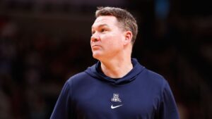 Not a multitasker: Lloyd focusing on Arizona, not North Carolina | Latest Sports News